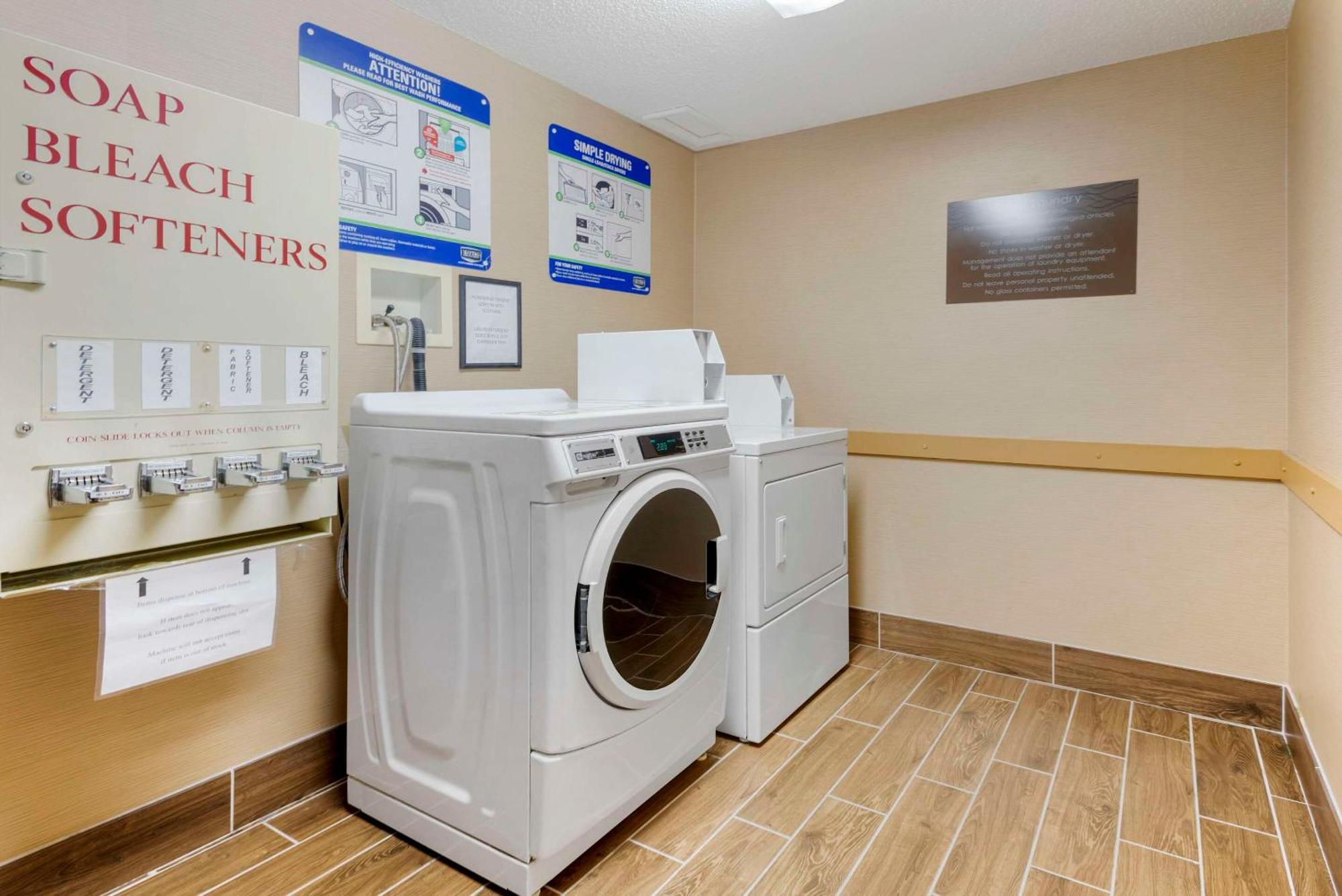 Comfort Inn & Suites Wilkes Barre - Arena Εξωτερικό φωτογραφία